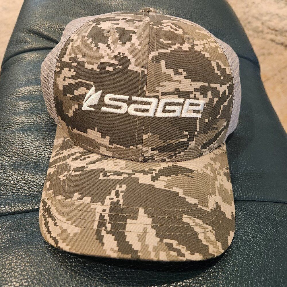Sage cammo snapback trucker hat